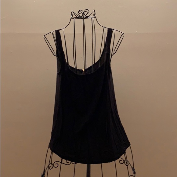 Express Tank Top - Picture 2 of 5